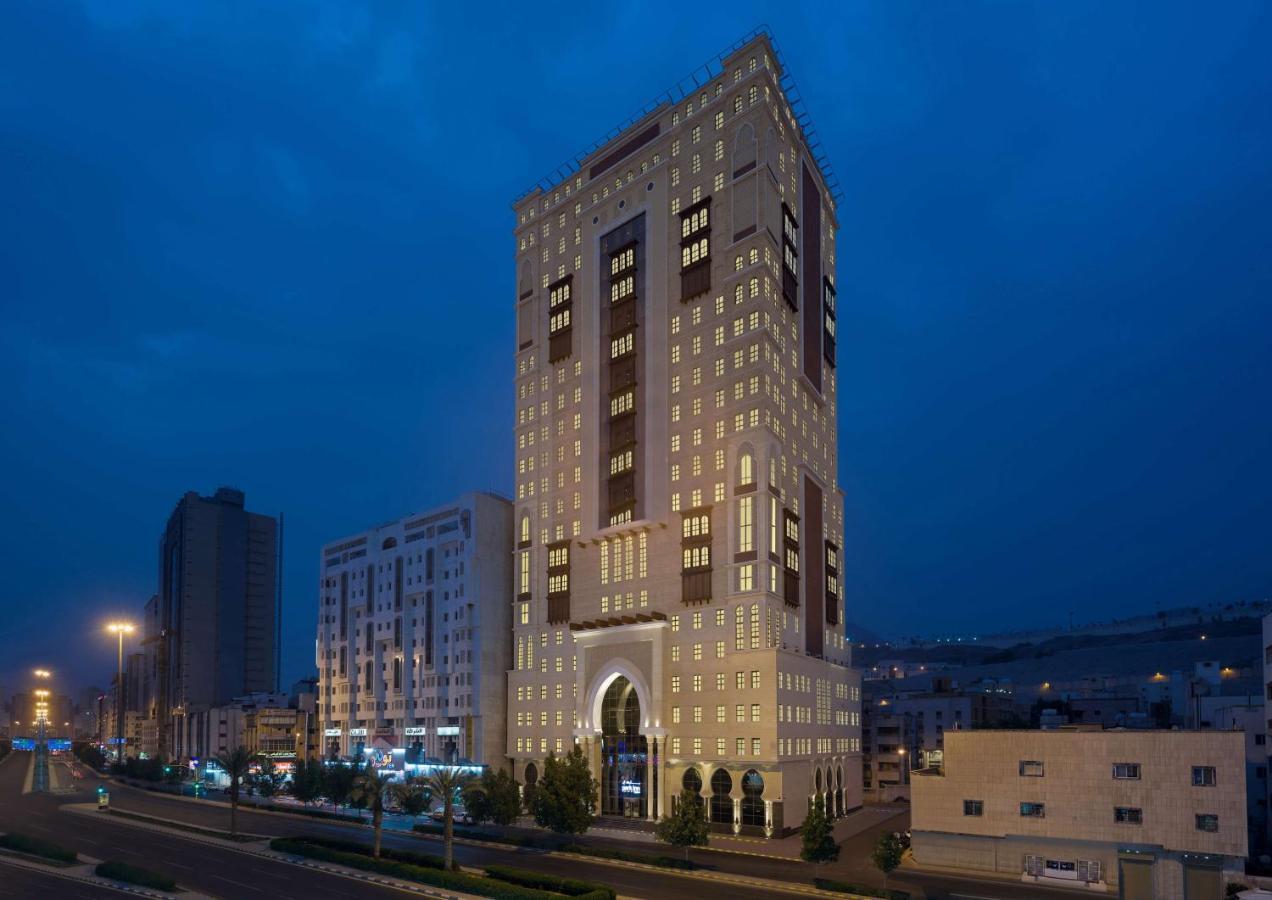 מכה Park Inn By Radisson Makkah Aziziyah מראה חיצוני תמונה The hotel in 2015